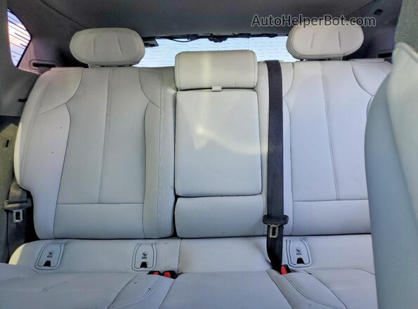 3GYK3EMR2SS231400 2025 CADILLAC OPTIQ Silver Вид задніх сидінь