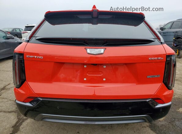 3GYK3EMR4SS254693 2025 CADILLAC OPTIQ Orange Հետևի տեսք