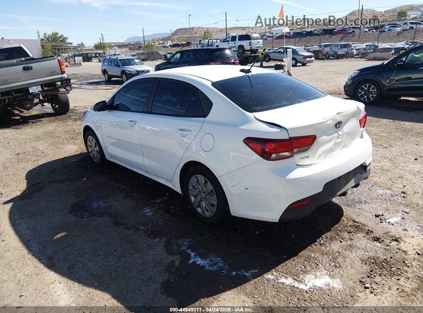 3KPA24AD2LE329995 2020 KIA RIO White Trasero izquierdo