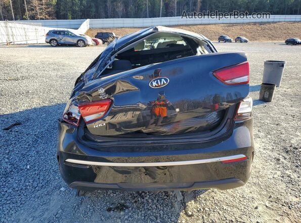 3KPA24AD2ME396372 2021 KIA RIO Black Widok z tyłu