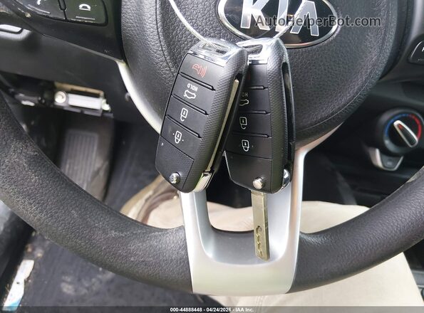 3KPA24AD5LE359105 2020 KIA RIO Black წინა პანელის ხედი