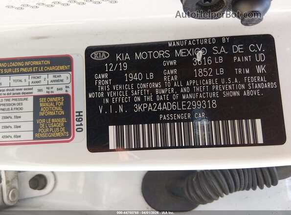 3KPA24AD6LE299318 2020 KIA RIO White 