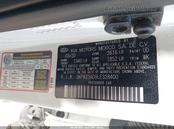3KPA25AD9LE328400 2020 KIA RIO 5-DOOR White ძრავის განყოფილების ხედი