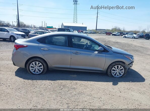 3KPC24A65ME149969 2021 HYUNDAI ACCENT Серебряный Вид задней части салона