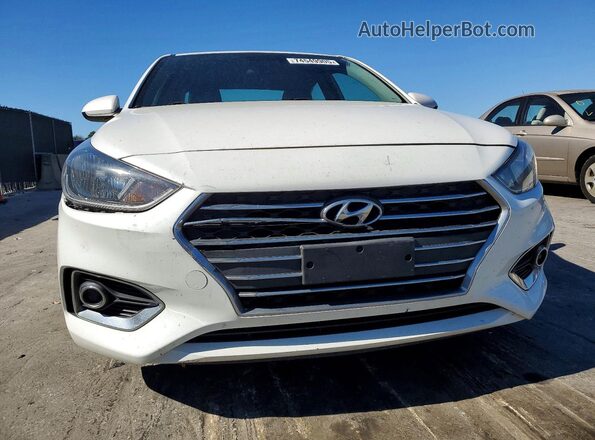 3KPC24A66ME135420 2021 HYUNDAI ACCENT White Front view