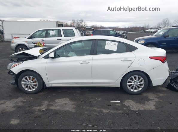 3KPC24A66NE156320 2022 HYUNDAI ACCENT White 360 interior view