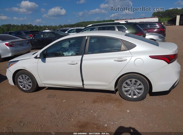 3KPC24A69LE113832 2020 HYUNDAI ACCENT White 360 interior view