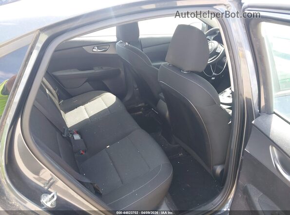 3KPF24AD0ME394643 2021 KIA FORTE Gray 