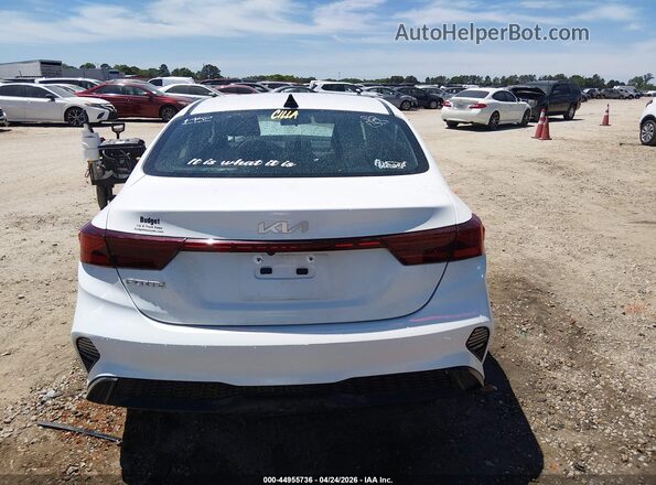 3KPF24AD0RE782995 2024 KIA FORTE White 