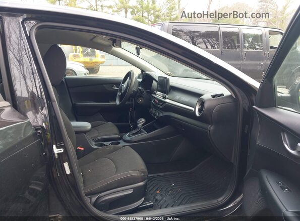 3KPF24AD2LE187735 2020 KIA FORTE Black Front interior view