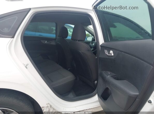 3KPF24AD4LE185016 2020 KIA FORTE White VIN sticker view