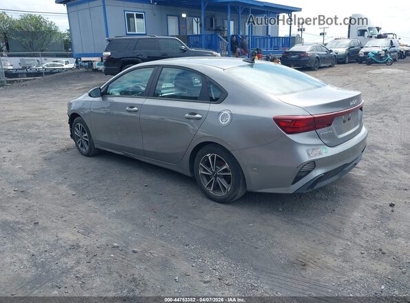 3KPF24AD5PE633446 2023 KIA FORTE Gray 