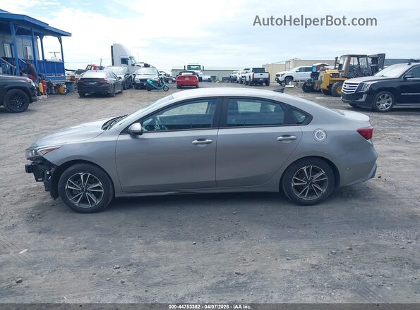 3KPF24AD5PE633446 2023 KIA FORTE Gray 