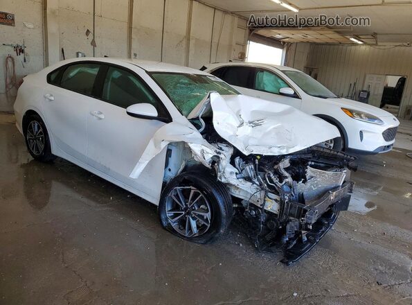 3KPF24AD8NE466237 2022 KIA FORTE Белый Передняя правая четверть