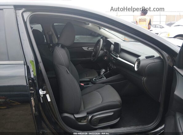 3KPF24AD9NE433117 2022 KIA FORTE Black წინა სალონის ხედი