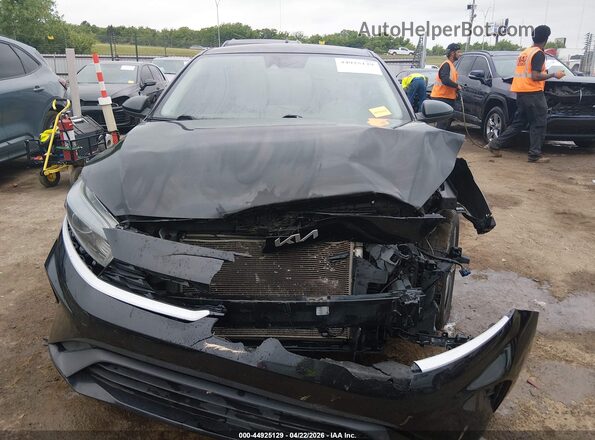 3KPF24AD9NE433117 2022 KIA FORTE Black ხელსაწყოთა პანელის ხედი