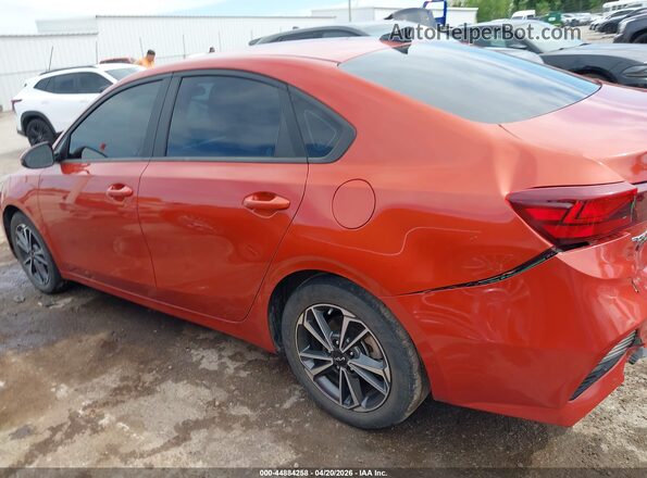 3KPF24AD9NE475075 2022 KIA FORTE Orange Սալոնի 360 աստիճան տեսք