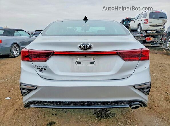 3KPF24ADXLE176076 2020 KIA FORTE White Rear view