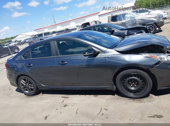 3KPF34AD3LE169113 2020 KIA FORTE Gray Вид задньої частини салону