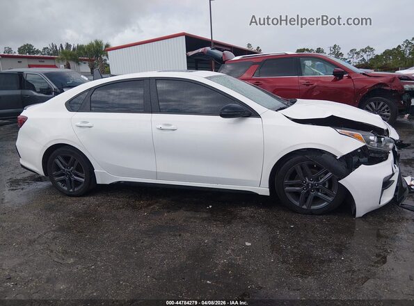 3KPF34AD9ME417012 2021 KIA FORTE Белый Панорамный вид салона 360°
