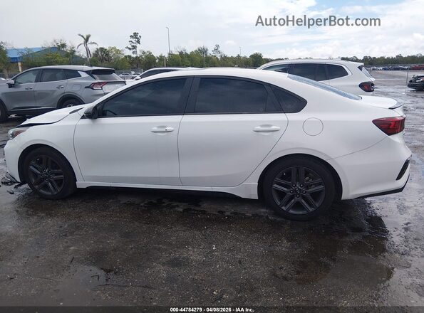 3KPF34AD9ME417012 2021 KIA FORTE Белый 