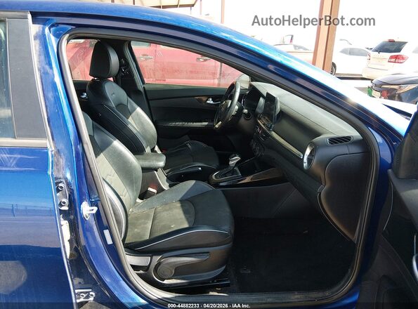 3KPF34ADXME384568 2021 KIA FORTE Dark Blue Սալոնի դիմացի տեսք