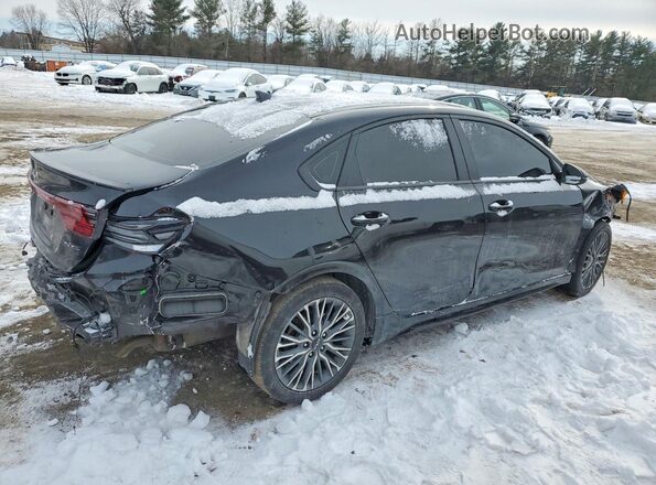 3KPF54AD2NE483879 2022 KIA FORTE Black Tył prawy