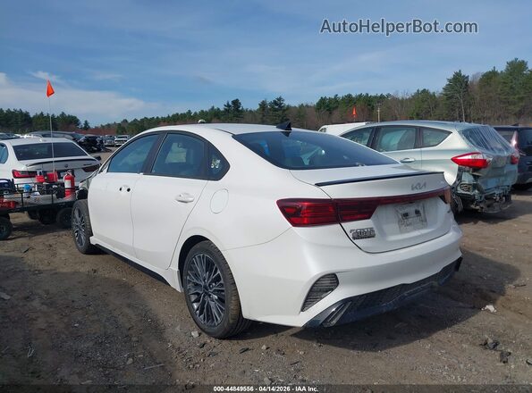 3KPF54AD3PE522207 2023 KIA FORTE White 