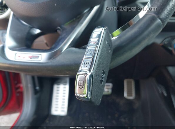 3KPF54ADXRE762261 2024 KIA FORTE Red Vista del salpicadero