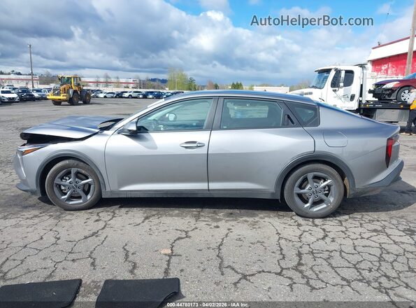 3KPFT4DE2SE198783 2025 KIA K4 Gray Vista interior de 360 grados