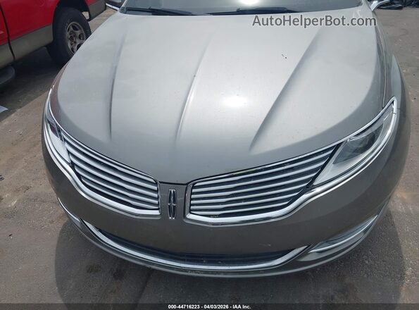 3LN6L2G95GR613481 2016 LINCOLN MKZ Gray Widok z przodu