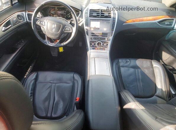 3LN6L5F93LR601701 2020 LINCOLN MKZ White Вид панелі приладів