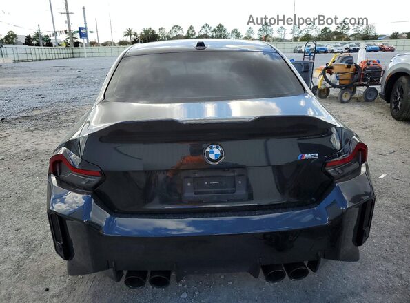 3MF13DM09R8D95387 2024 BMW M2 Black უკანა ხედი