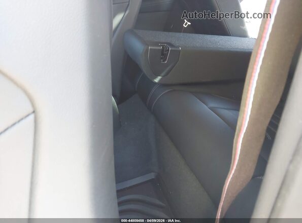 3MF23DM09S8F80808 2025 BMW M2 Black Vista de la etiqueta del VIN