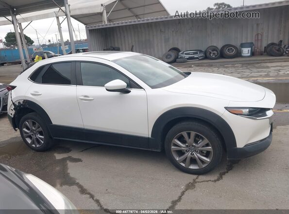 3MVDMACL9MM304818 2021 MAZDA CX-30 White Սալոնի 360 աստիճան տեսք