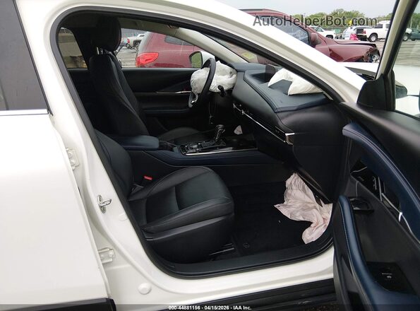 3MVDMADL2LM139451 2020 MAZDA CX-30 White Widok wnętrza z przodu