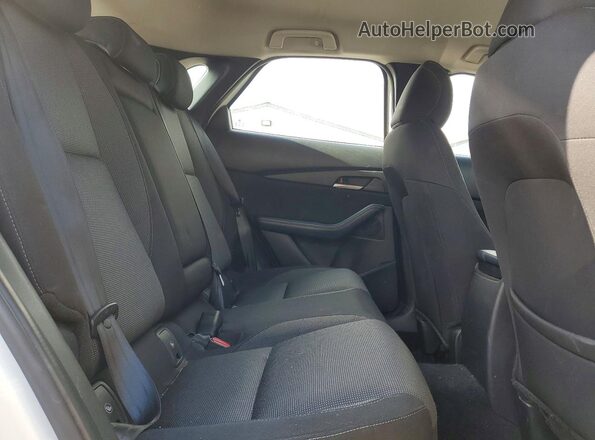 3MVDMBB73MM256467 2021 MAZDA CX-30 White Rear interior view
