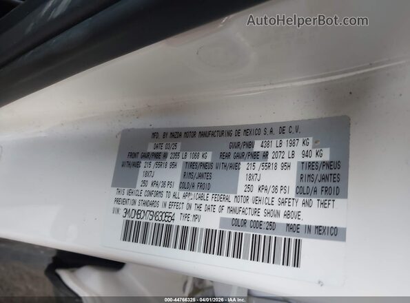 3MVDMBCM7SM830554 2025 MAZDA CX-30 White Widok komory silnika
