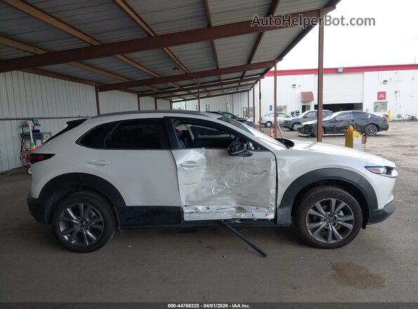 3MVDMBCM7SM830554 2025 MAZDA CX-30 White Widok z przodu
