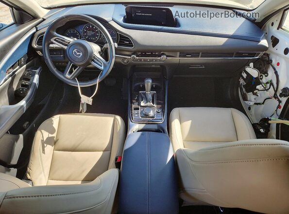 3MVDMBDL9LM104914 2020 MAZDA CX-30 White Вид панелі приладів
