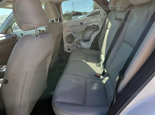 3MVDMBDL9LM104914 2020 MAZDA CX-30 White Вид задньої частини салону