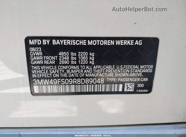3MW49FS09R8D89048 2024 BMW M3 White Vista del compartimento del motor