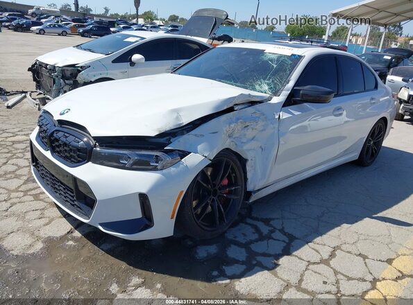 3MW49FS09R8D89048 2024 BMW M3 White Vista tres cuartos delantera izquierda