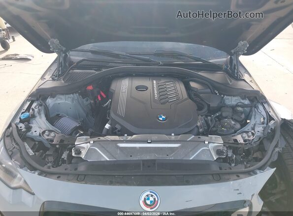3MW53CM05P8D09565 2023 BMW M2 Gray Vista trasera