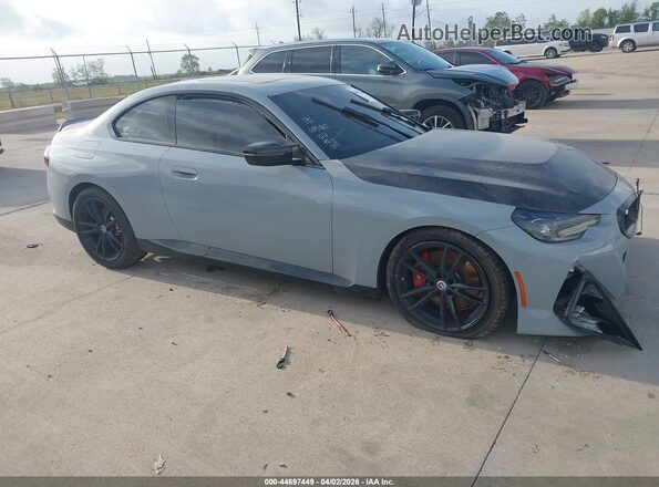 3MW53CM05P8D09565 2023 BMW M2 Gray Vista del cuadro de instrumentos