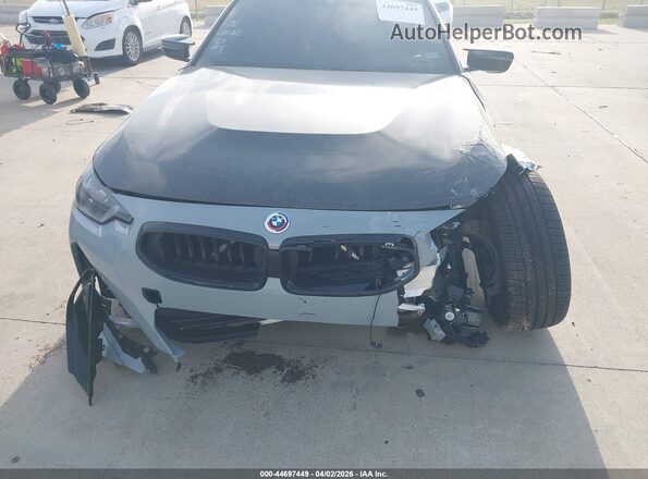 3MW53CM05P8D09565 2023 BMW M2 Gray Vista frontal