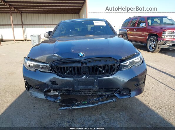 3MW5R1J04M8B87378 2021 BMW 3 SERIES Gray Vista del cuadro de instrumentos