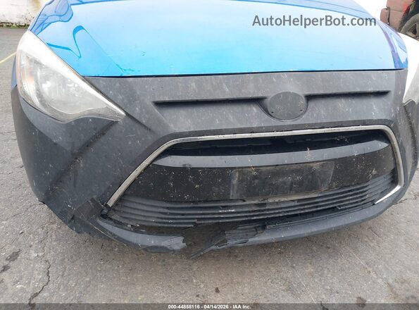 3MYDLBYV2HY157293 2017 TOYOTA YARIS IA Blue Widok z przodu
