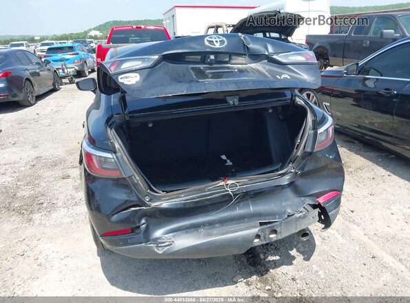 3MYDLBYV2HY189791 2017 TOYOTA YARIS IA Black წინა ხედი