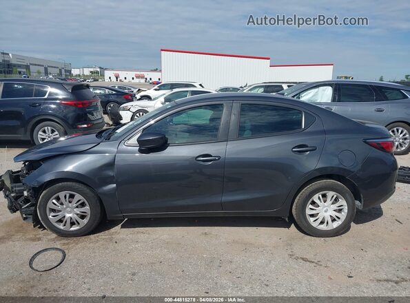 3MYDLBYV2KY524023 2019 TOYOTA YARIS Gray Панорамний вид салону 360°